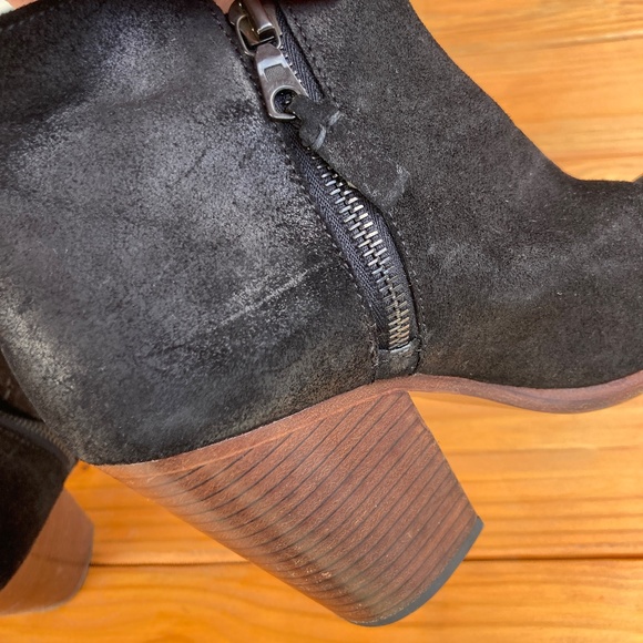 Rag and Bone Black Suede Margot Zippered Heeled Botties Made in Italy Size 39 - Picture 10 of 16